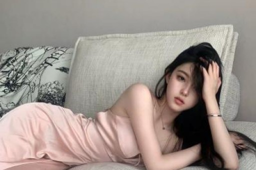 热搜爆了！谢娜演唱会后台花海刷屏肖战粉色花篮看哭全网