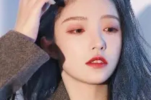 突发！知名女歌手演唱会现场两次晕倒最新回应